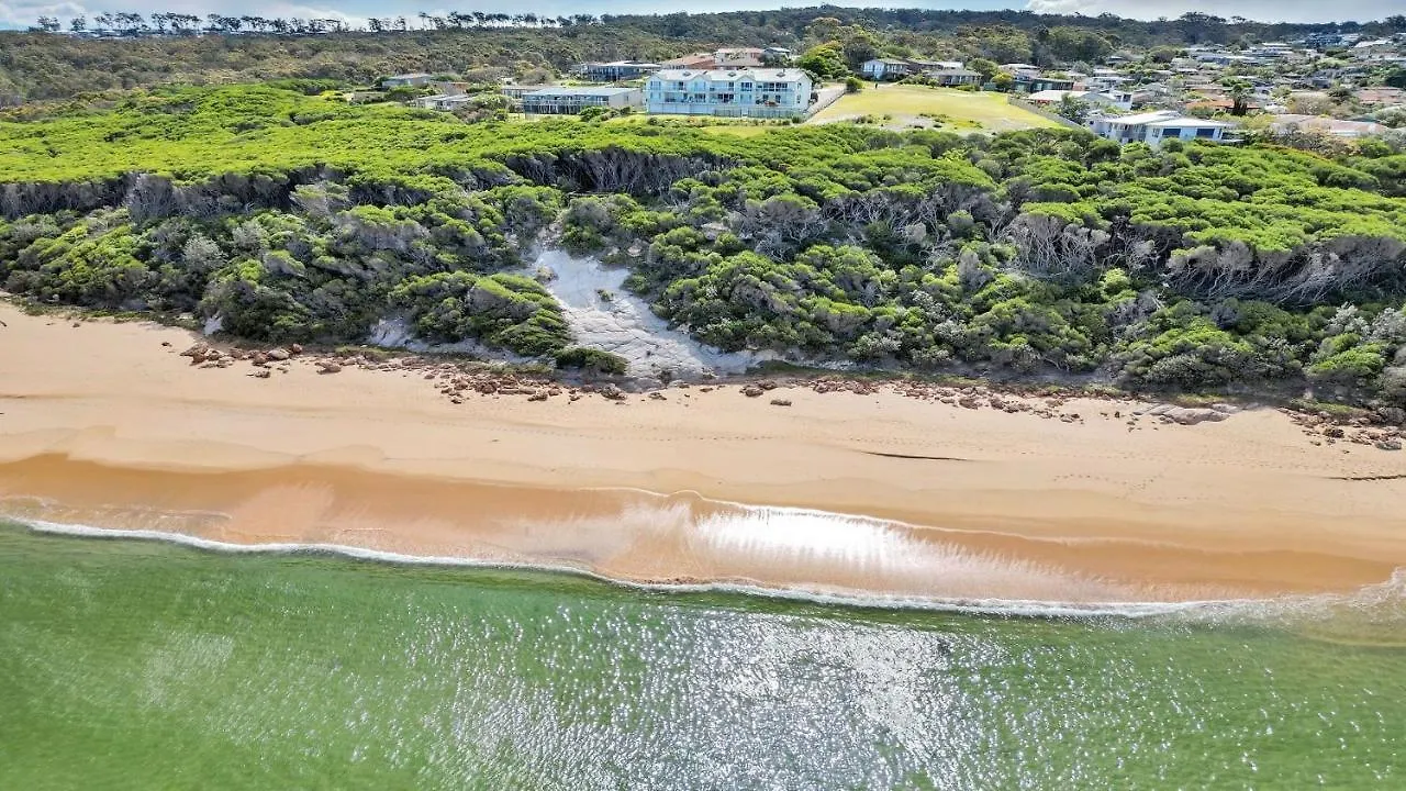 Unit 3 18 Surf Circle Tura Beach