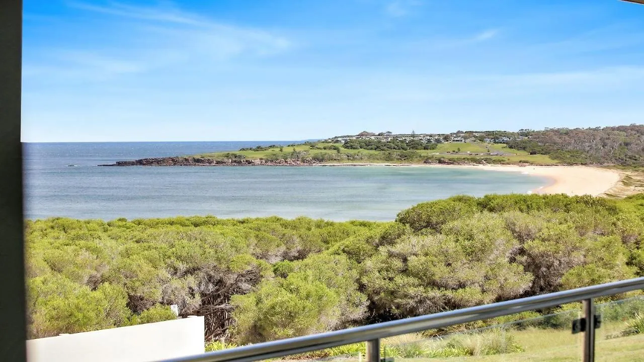 Unit 3 18 Surf Circle Tura Beach 0*,  Australia